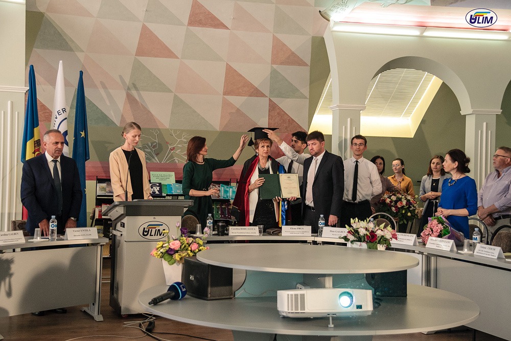 Lansare aniversară de carte a prorectorului ULIM Elena Prus