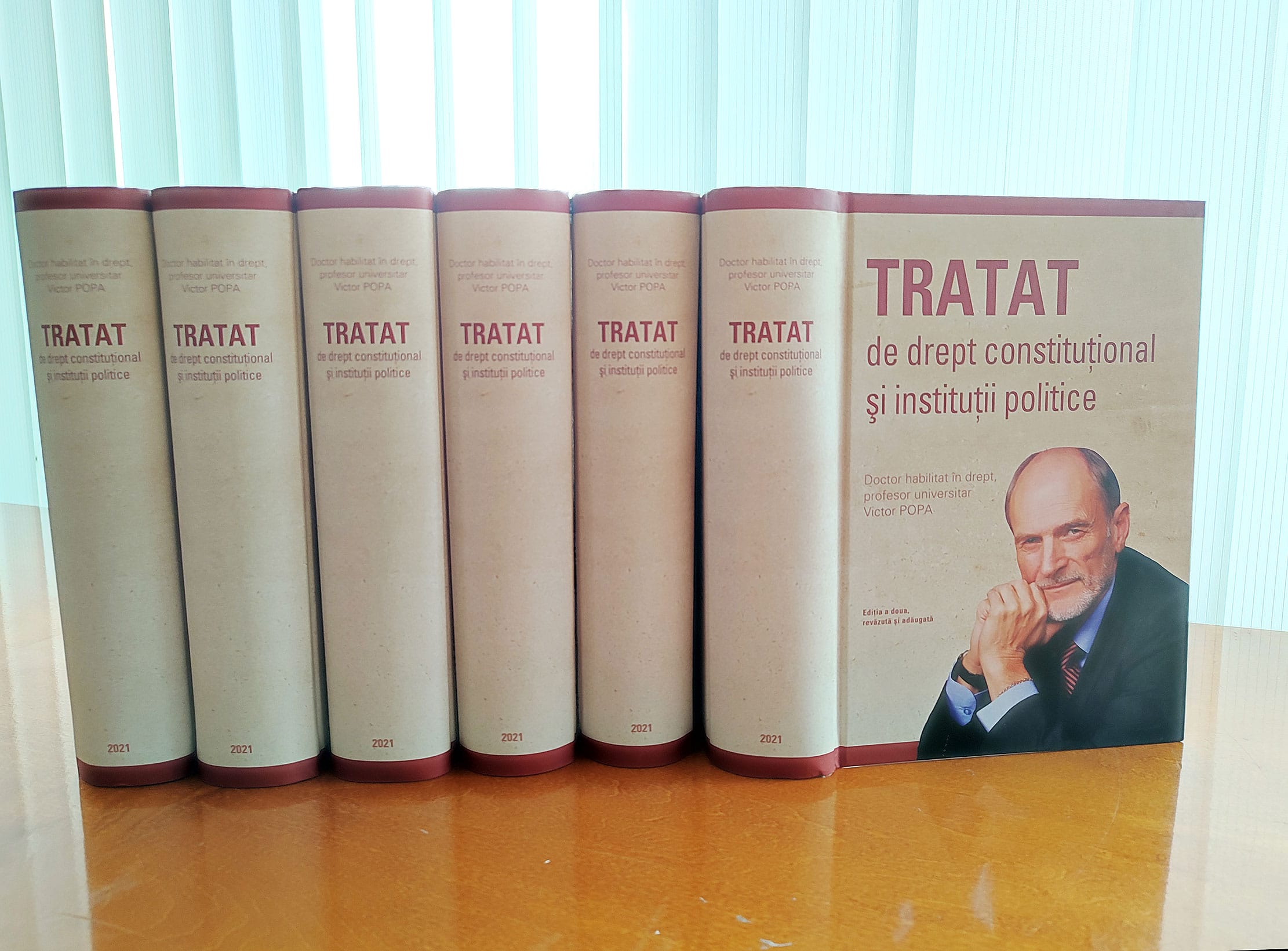 Lansarea „Tratatului de drept constituțional și instituții politice” de dr. hab. Victor Popa